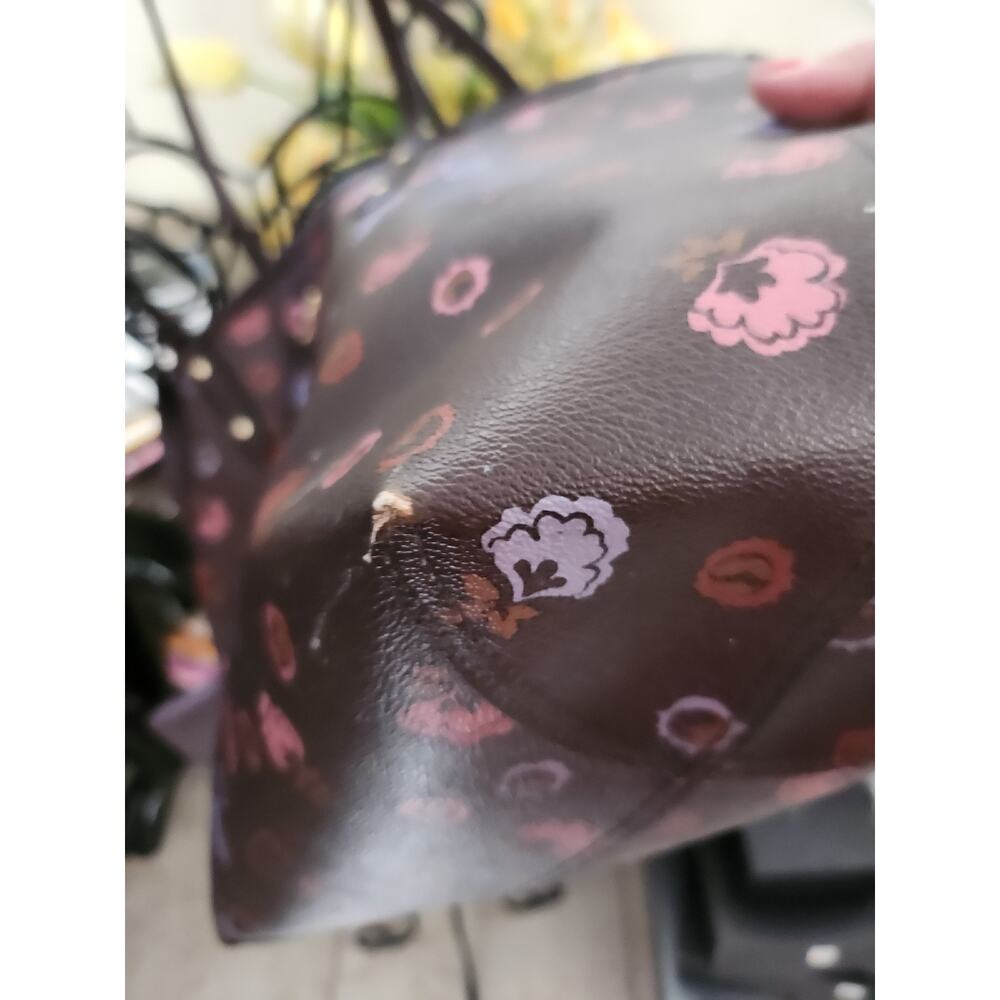 Coach Reversible City Tote & pouch - Picture 10 of 12